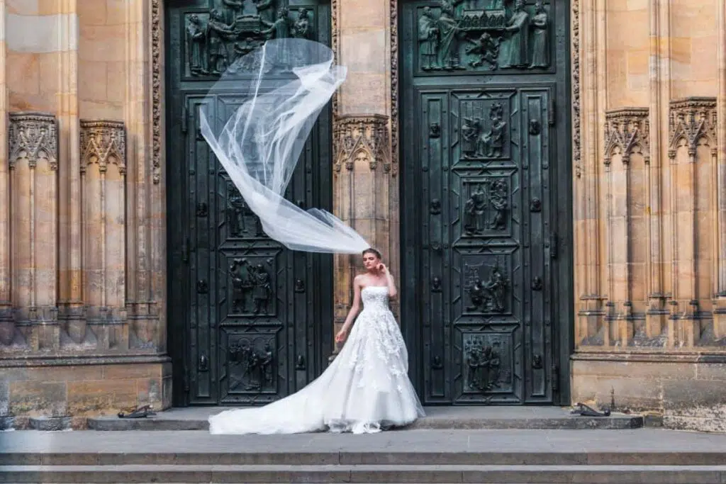 Nuntă în stil gotic - ce trebuie să știi pentru un cadru de basm 12 - nuntapeplaja.ro