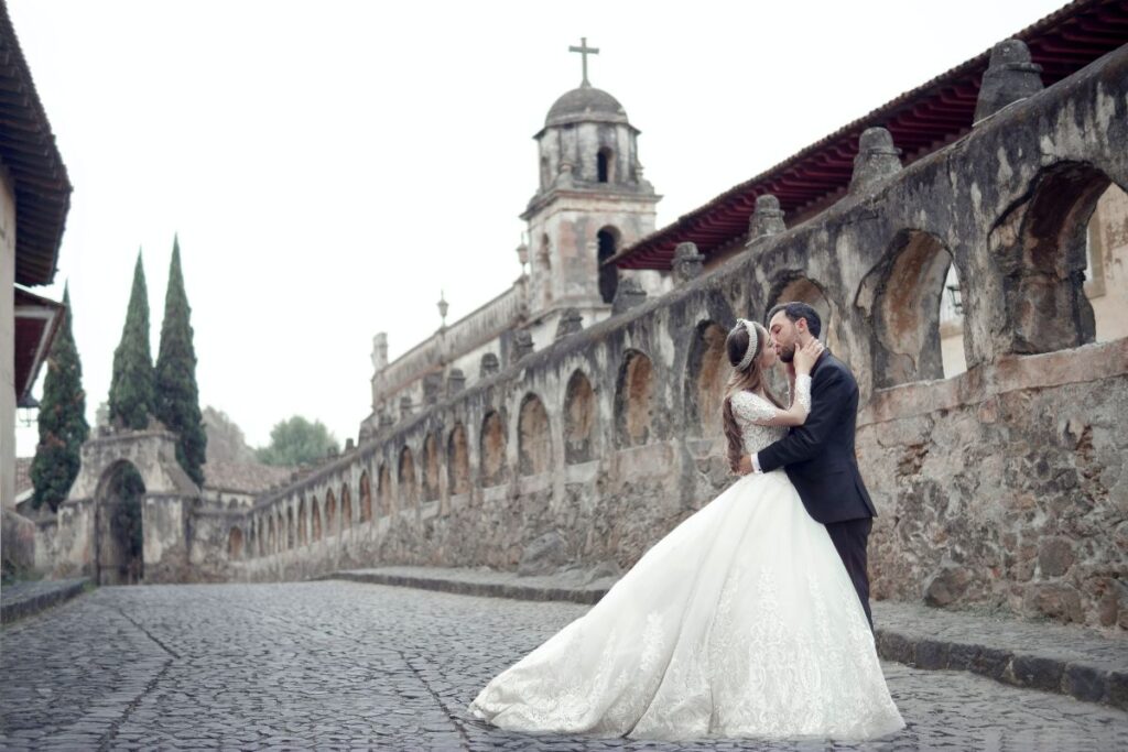 Nuntă cu tematică gotică - locația perfectă pentru o ceremonie unică 6 - nuntapeplaja.ro